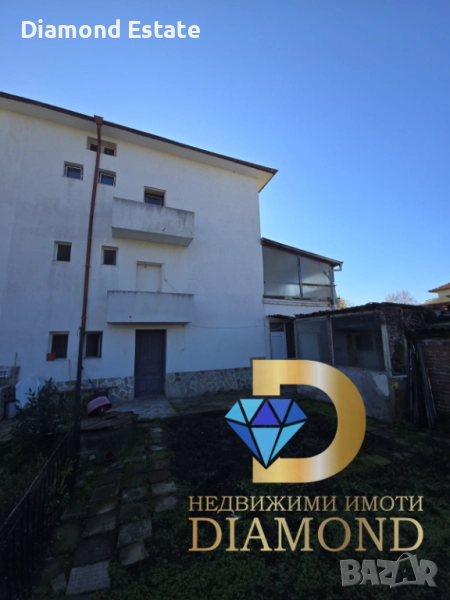 Първи и втори етаж от жилищна сграда в Димитровград, кв. Раковски, снимка 1