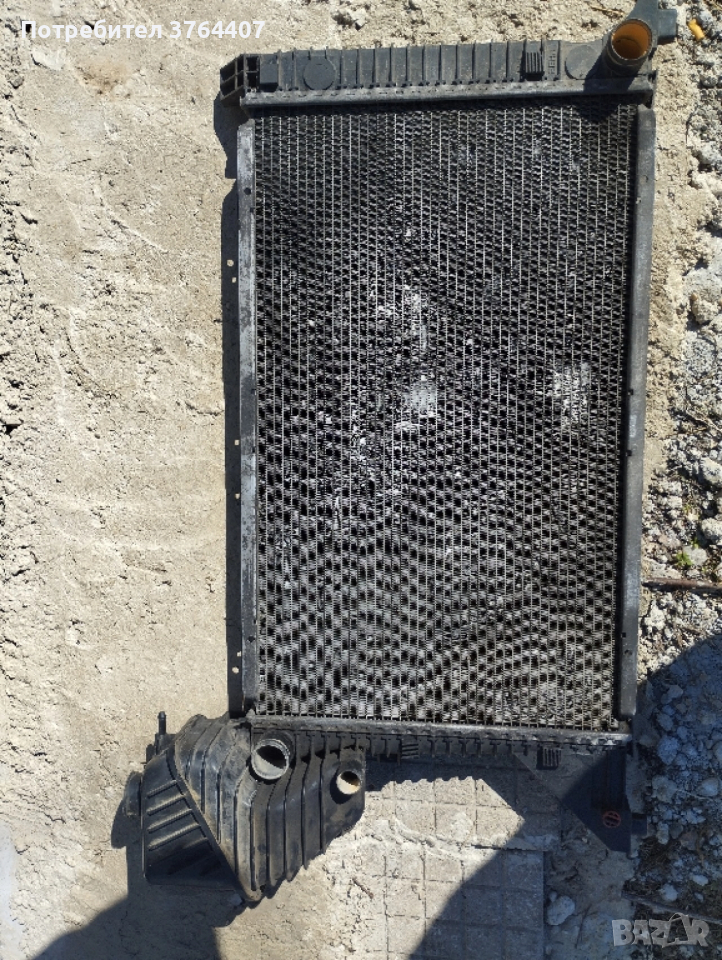 Воден радиатор Mercedes Sprinter, снимка 1