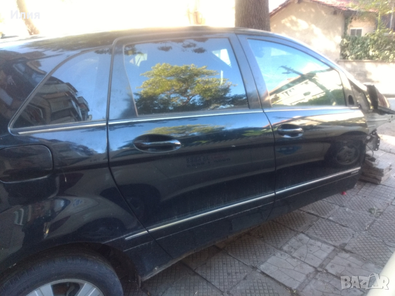 Мерцедес б класа на части , снимка 1