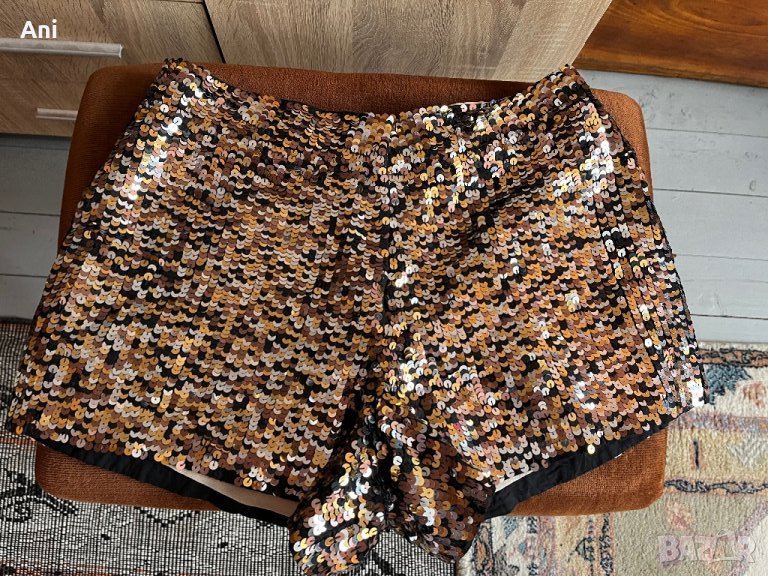 Къси панталонки с пайети, снимка 1