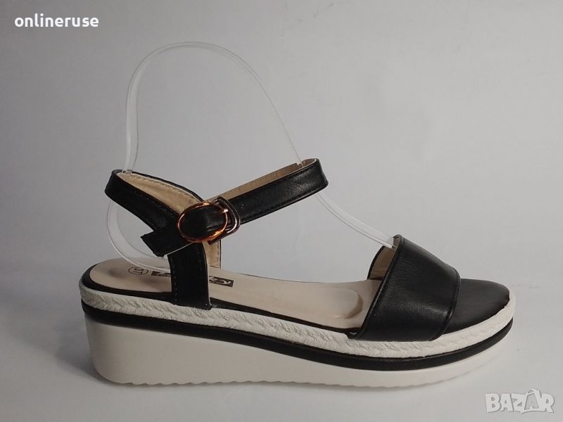 Дамски сандали на лека платформа , снимка 1