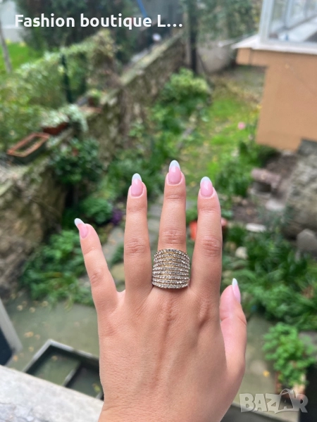 Голям златист пръстен с блестящи камъчета ❤️, снимка 1