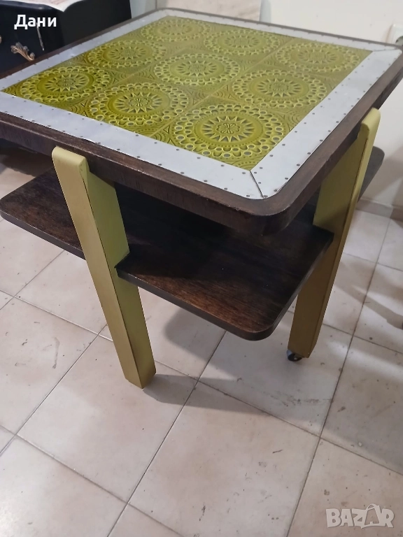 Винтидж маса, реставрирана , снимка 1