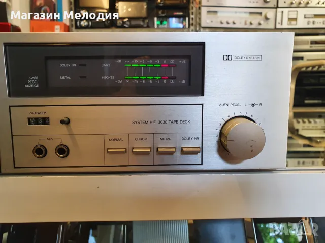 Касетен дек Universum 3030 В отлично техническо състояние, много добър външен вид., снимка 8 - Декове - 49430444