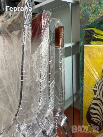 Прозрачни столове Kartell, снимка 3 - Столове - 44878046