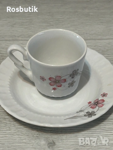 Старинен нежен сервиз за кафе 6 чаши и 6 чинии , снимка 5 - Сервизи - 53455186