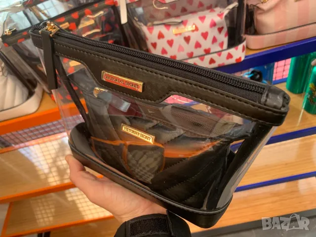 чанти / несесери victoria's secret, снимка 4 - Чанти - 50416862