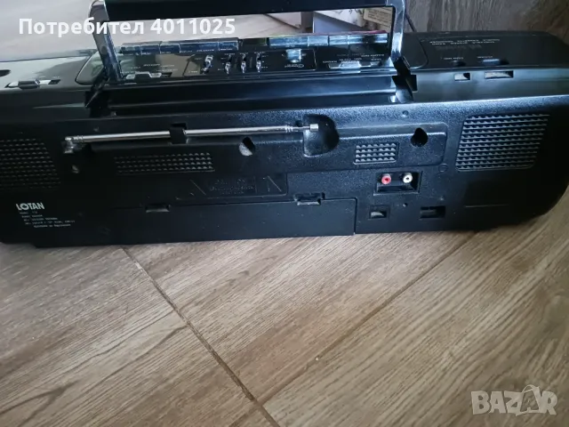 Радио касетофон lotan canada 770, снимка 4 - Радиокасетофони, транзистори - 50403747