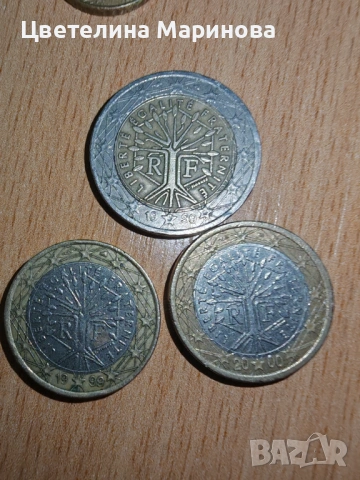 Продавам който го интересуват. 