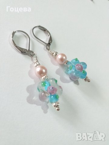 Нежен комплект бижута с ръчно изработени стъклени цветя и розови перли , снимка 3 - Бижутерийни комплекти - 34926148