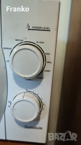 Микровълнова Candy с оставаща гаранция 1г неразличим от нов , снимка 2 - Микровълнови - 47456765