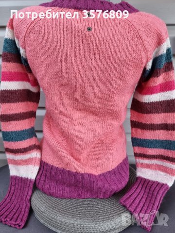 Дамски вълнен пуловер , снимка 2 - Блузи с дълъг ръкав и пуловери - 38977941