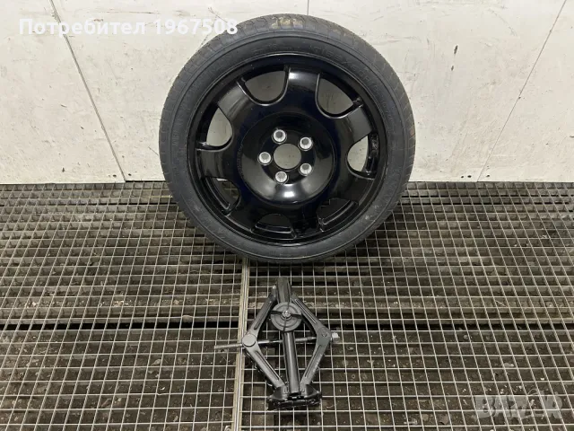 Резервна гума патерица и крик за Форд Мустанг