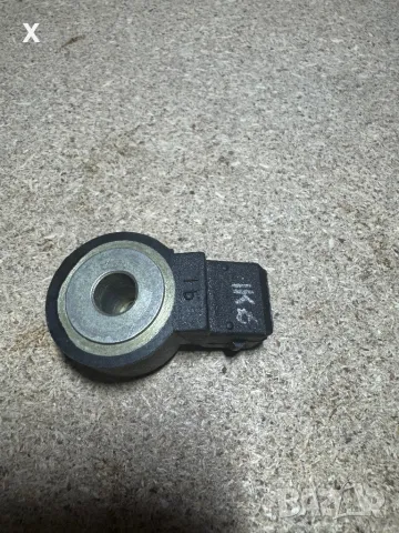 18.3855 ДАТЧИК ДЕТОНАЦИЯ НОВ ОРИГИНАЛЕН УАЗ 315195 УАЗ 315196 УАЗ 3163 УАЗ 2360 ЗМЗ-409, снимка 3 - Части - 49178671