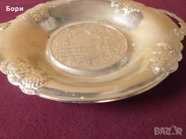 Стара руска метална чиния/фруктиера, снимка 4 - Чинии - 34595428