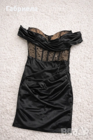 Нова къса черна рокля 