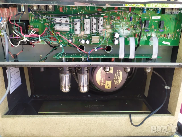 Лампов усилвател за китара Fender Blues Delux, снимка 17 - Китари - 51000313