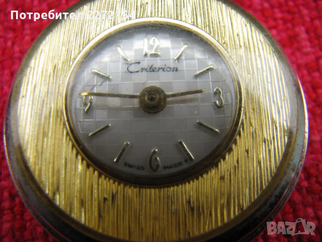 Швейцарски джобен часовник, снимка 1 - Антикварни и старинни предмети - 28319917