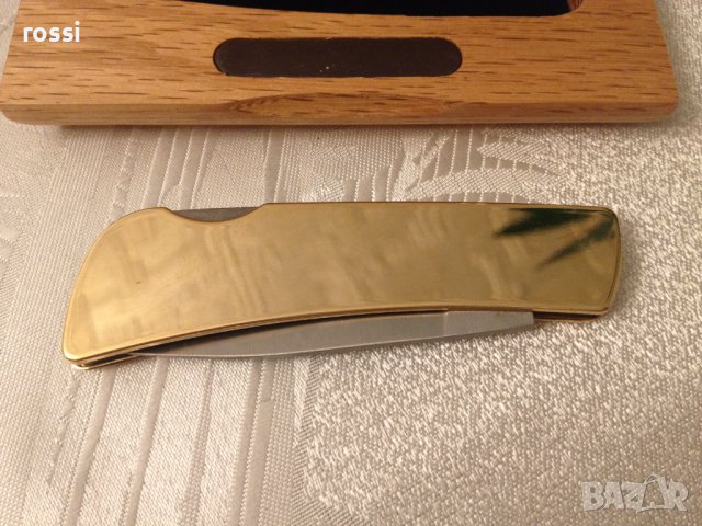 Немски ловен нож MAGNUM Stainless с елен и сърна в специална кутия, снимка 3 - Ножове - 39828520