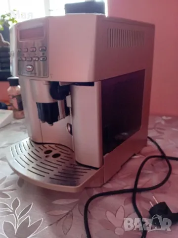 Кафе автомат"Delonghi" Magnifika, снимка 6 - Кафемашини - 49241789