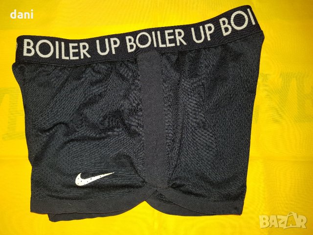 Шорти NIKE S, снимка 2 - Къси панталони и бермуди - 32896493