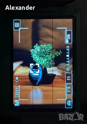 Canon EOS 800D + Canon EF-S 18-55 IS STM + Canon EF-S 55-250 f/4-5.6 IS STM + Чанта Canon, снимка 3 - Фотоапарати - 52870232