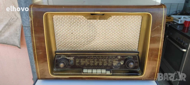 Старо лампово радио Blaupunkt Tokio H 2453, снимка 2 - Антикварни и старинни предмети - 50533610