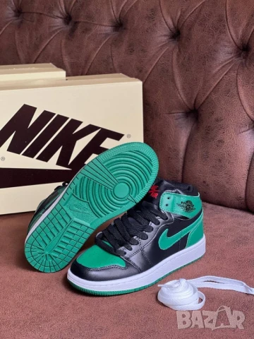 дамски кецове nike , снимка 2 - Кецове - 50761511