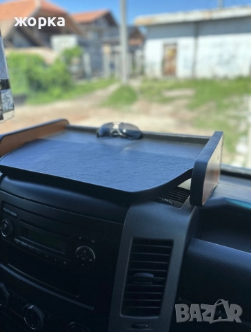 Масички за табло на Бус Мерцедес Спринтер от 2000 До 2024го ЦДИ-ТА, снимка 6 - Аксесоари и консумативи - 51627177