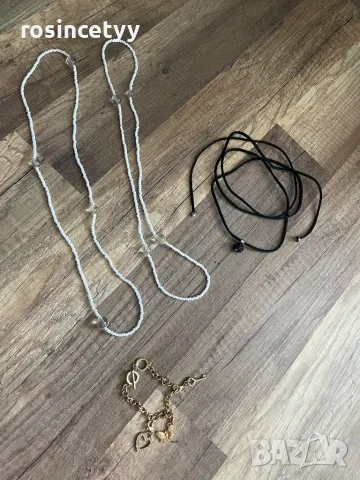лот аксесоари, снимка 3 - Бижутерийни комплекти - 24378237
