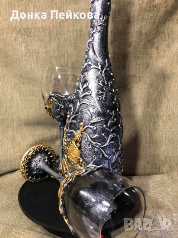 Ръчно изработен сервиз от 3 части бутилка и две чаши, снимка 3 - Декорация за дома - 38506038