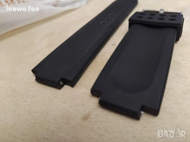 Invicta Aviator 49 мм без копчетата с три каишки !, снимка 6 - Мъжки - 53471666