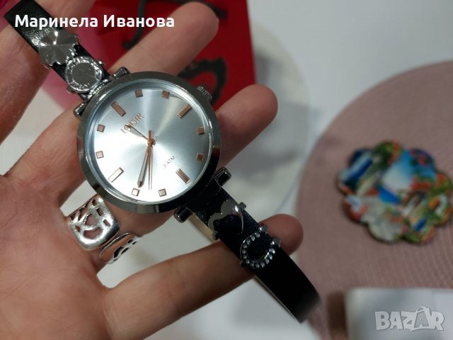 Дамски часовник Loisir , снимка 1 - Дамски - 38401965