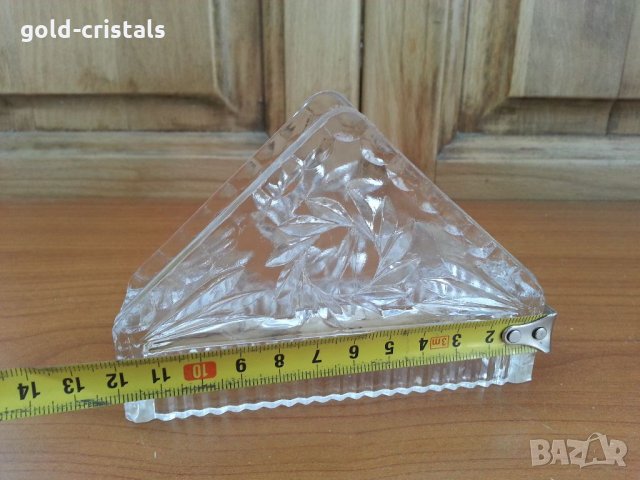 Стар кристален салфетник, снимка 4 - Антикварни и старинни предмети - 33127030