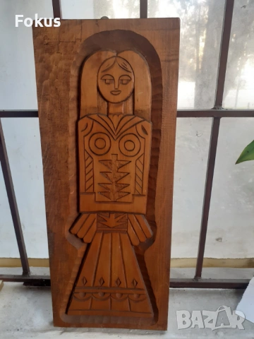 Авторска българска дърворезба пано за стена