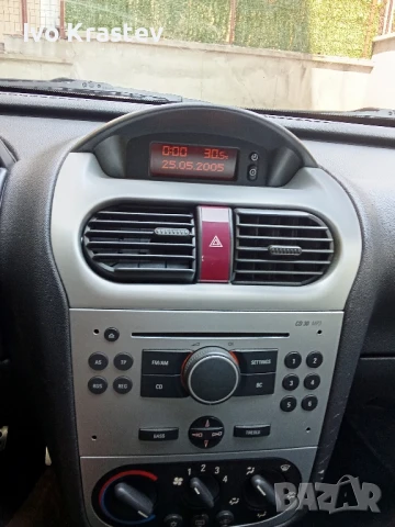 Опел Тигра 1.4 бензин ,Климатик , снимка 2 - Автомобили и джипове - 51202604