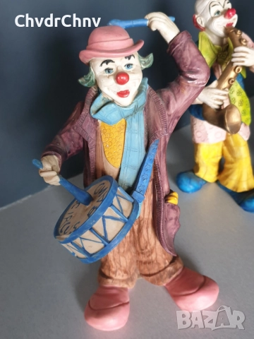 4бр Goebel Happy Clowns резин 20см/Гьобел Германия немски колекционерски фигури на клоуни-музиканти, снимка 6 - Статуетки - 46479168