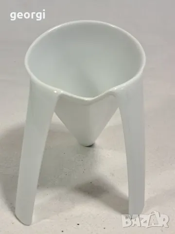 немска порцеланова вазичка уникат     11/3, снимка 2 - Вази - 48006771