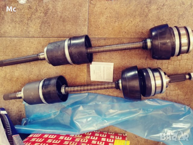 Полуоски Лада Нива леви и десни, снимка 3 - Части - 26431286