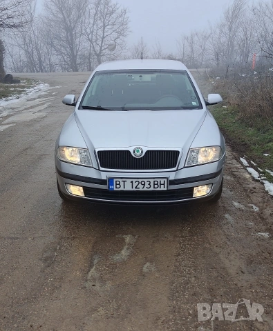 Skoda Octavia 1.6 FSI 115 к.с. • 178 600 км • Първи собственик, снимка 2 - Автомобили и джипове - 53218526
