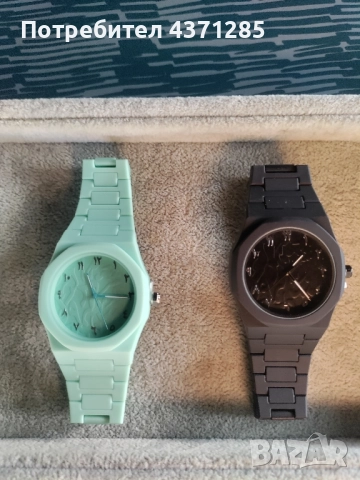 часовник с арабски цифри(кварцов)