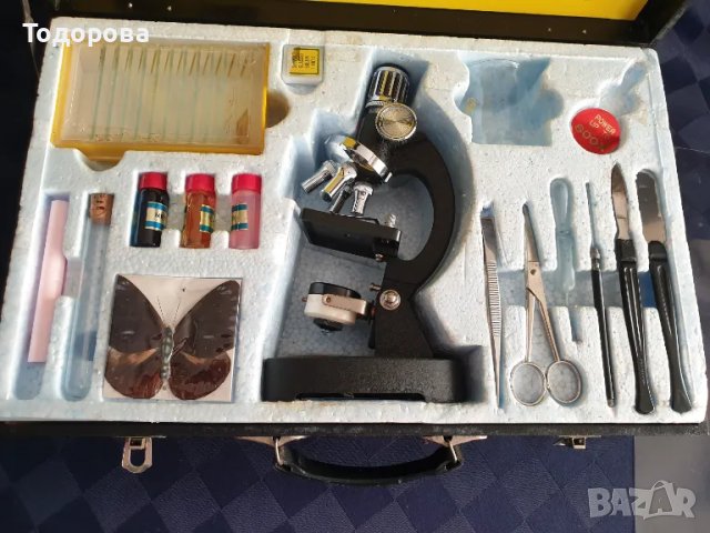 Микроскоп с комплект принадлежности в куфар., снимка 2 - Антикварни и старинни предмети - 50131056