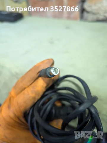 Зарядно за лаптоп Dell, снимка 2 - Захранвания и кутии - 49292616