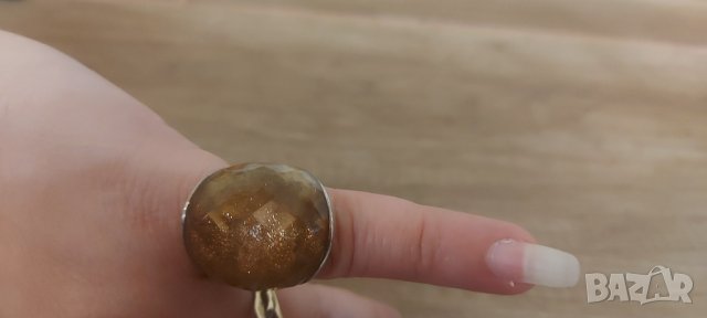 Продавам Кехлибарен пръстен внос от Дубай , снимка 5 - Пръстени - 38757681