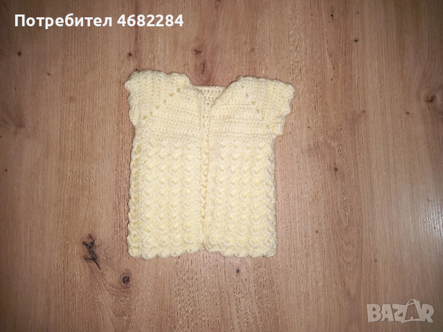 Нови ръчно плетени дрешки, жилетки, буйки, терлички, снимка 11 - Бебешки якета и елеци - 52791733