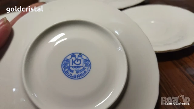 Стар български костен порцелан Бононя Ралица чинийки, снимка 5 - Антикварни и старинни предмети - 50477563