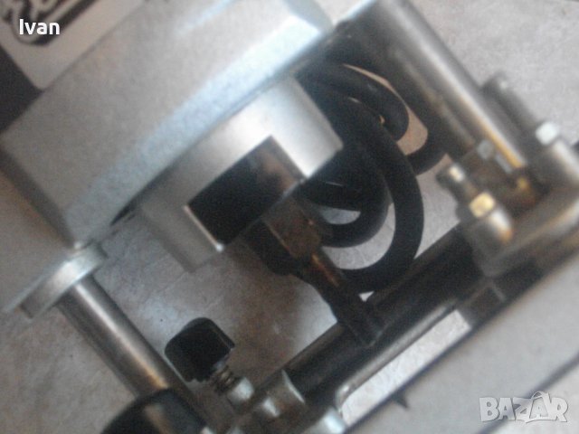 Професионална Оберфреза-HITACHI KOKI/ELU/RYOBI/T.I.P.-Япония/Швейцария/Германия-900/700/570 Вата-Отл, снимка 9 - Други инструменти - 37430366