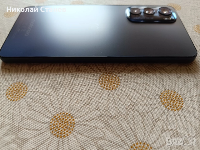 Продавам Motorola Edge 30 8/256, снимка 5 - Motorola - 53381040