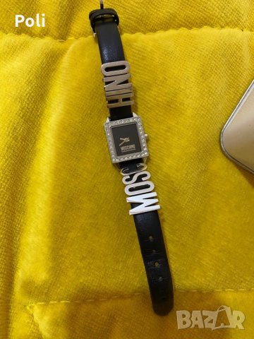 Оригинален часовник Moschino, снимка 4 - Дамски - 28337941