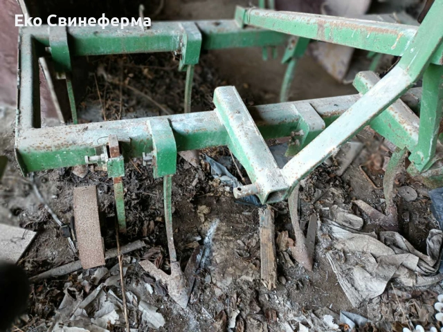 Трактор Владимирец Т-25 с прикачен инвентар към него (на снимките), снимка 10 - Селскостопанска техника - 53146364